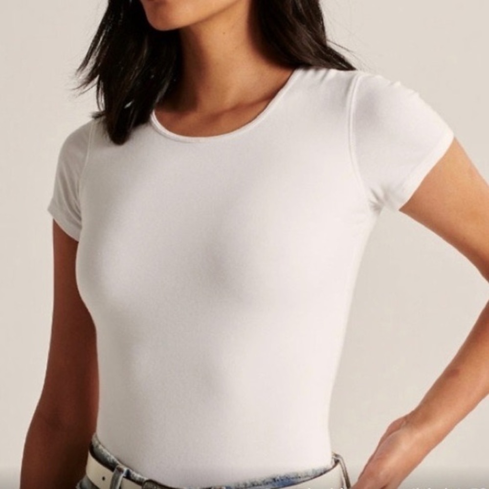 Abercrombie & Fitch white short sleeved crew neck bodysuit